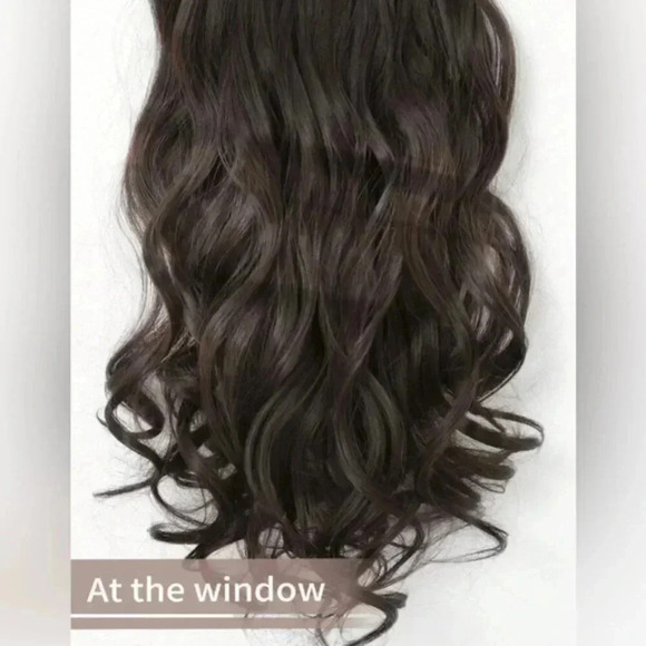 22 Inch Dark Brown Wavy Clip in Hair Extensions - Picture 7 of 10